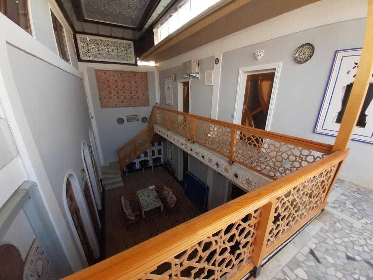 Hotel Rizqiro'Z Boutique Buchara Exteriér fotografie