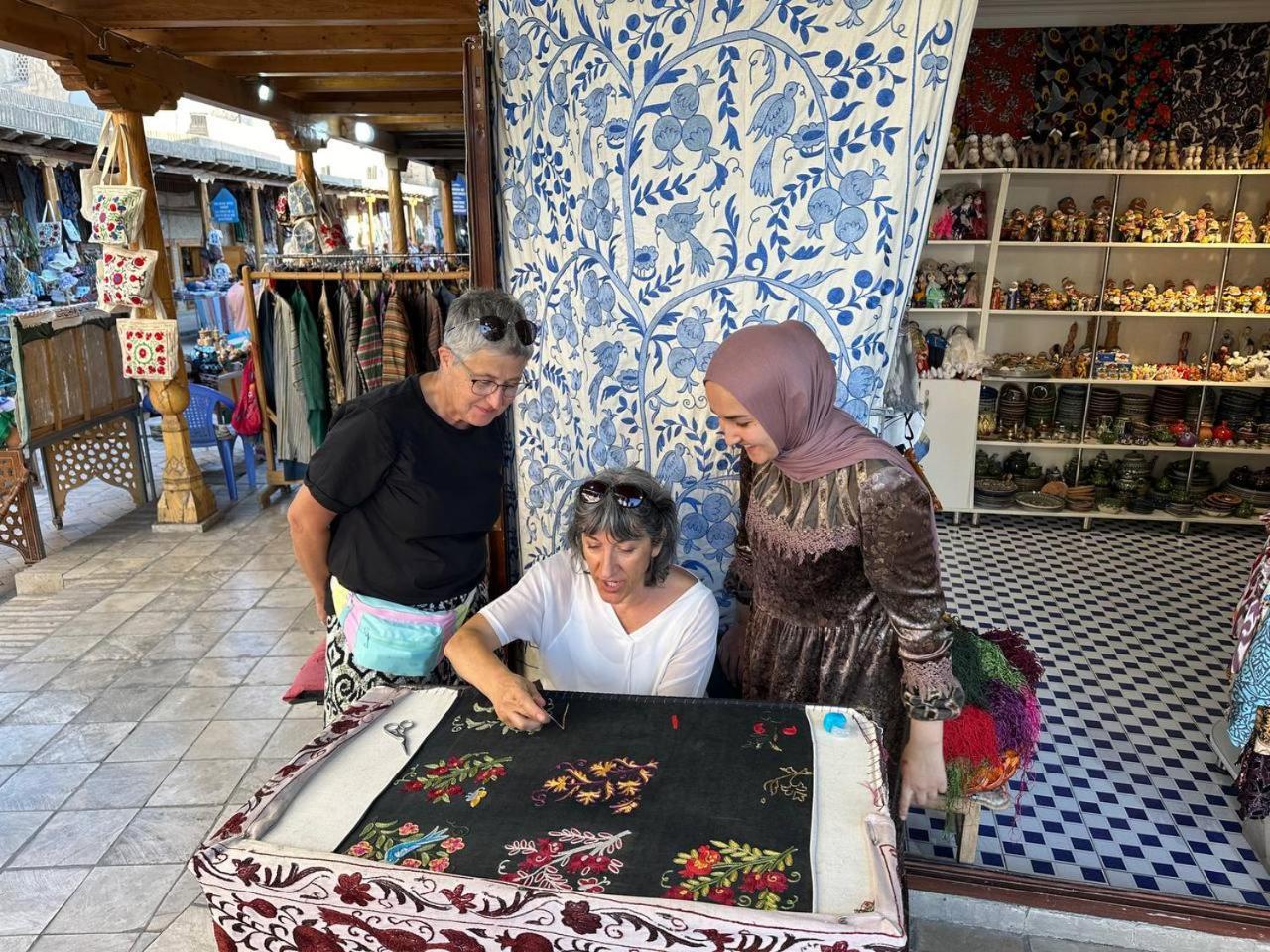 Hotel Rizqiro'Z Boutique Buchara Exteriér fotografie