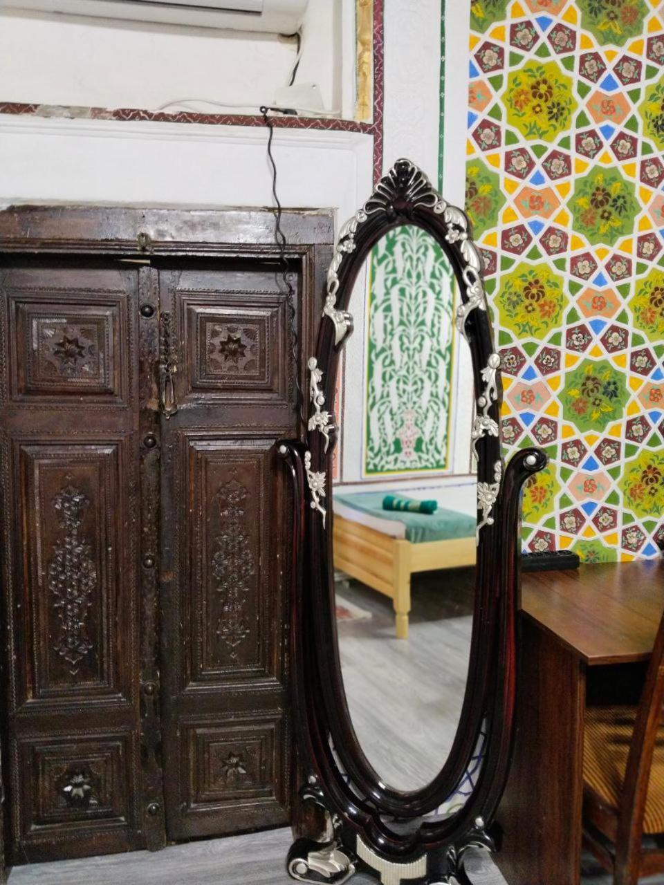 Hotel Rizqiro'Z Boutique Buchara Exteriér fotografie