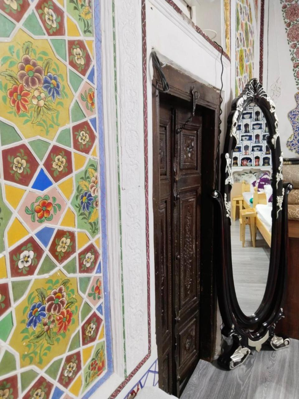 Hotel Rizqiro'Z Boutique Buchara Exteriér fotografie