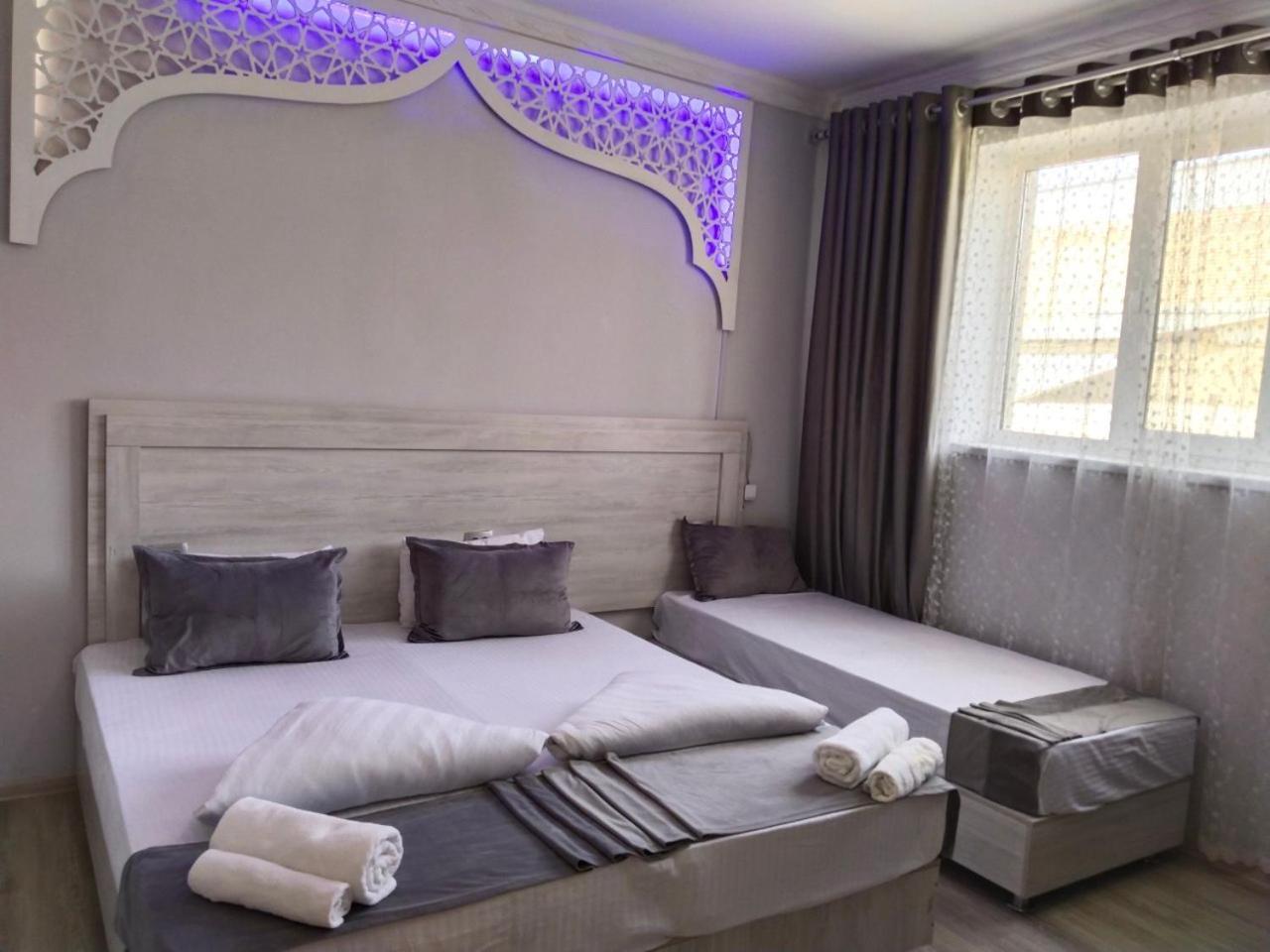 Hotel Rizqiro'Z Boutique Buchara Exteriér fotografie